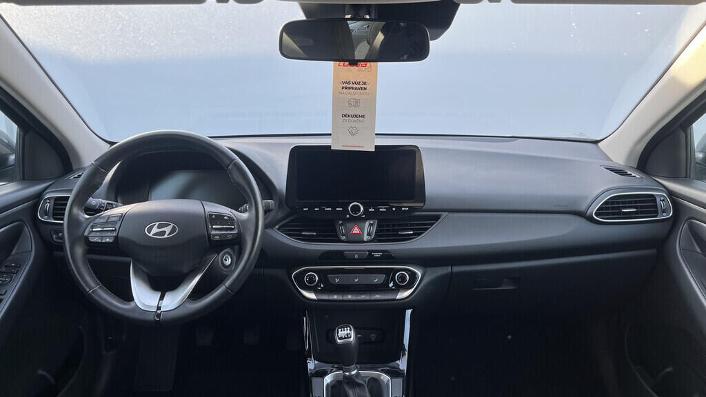 OB199V00642_18.webp_I30  1.0  74 kW manuál, DPH