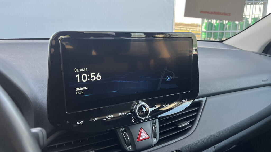 OB199V00642_24.webp_I30  1.0  74 kW manuál, DPH