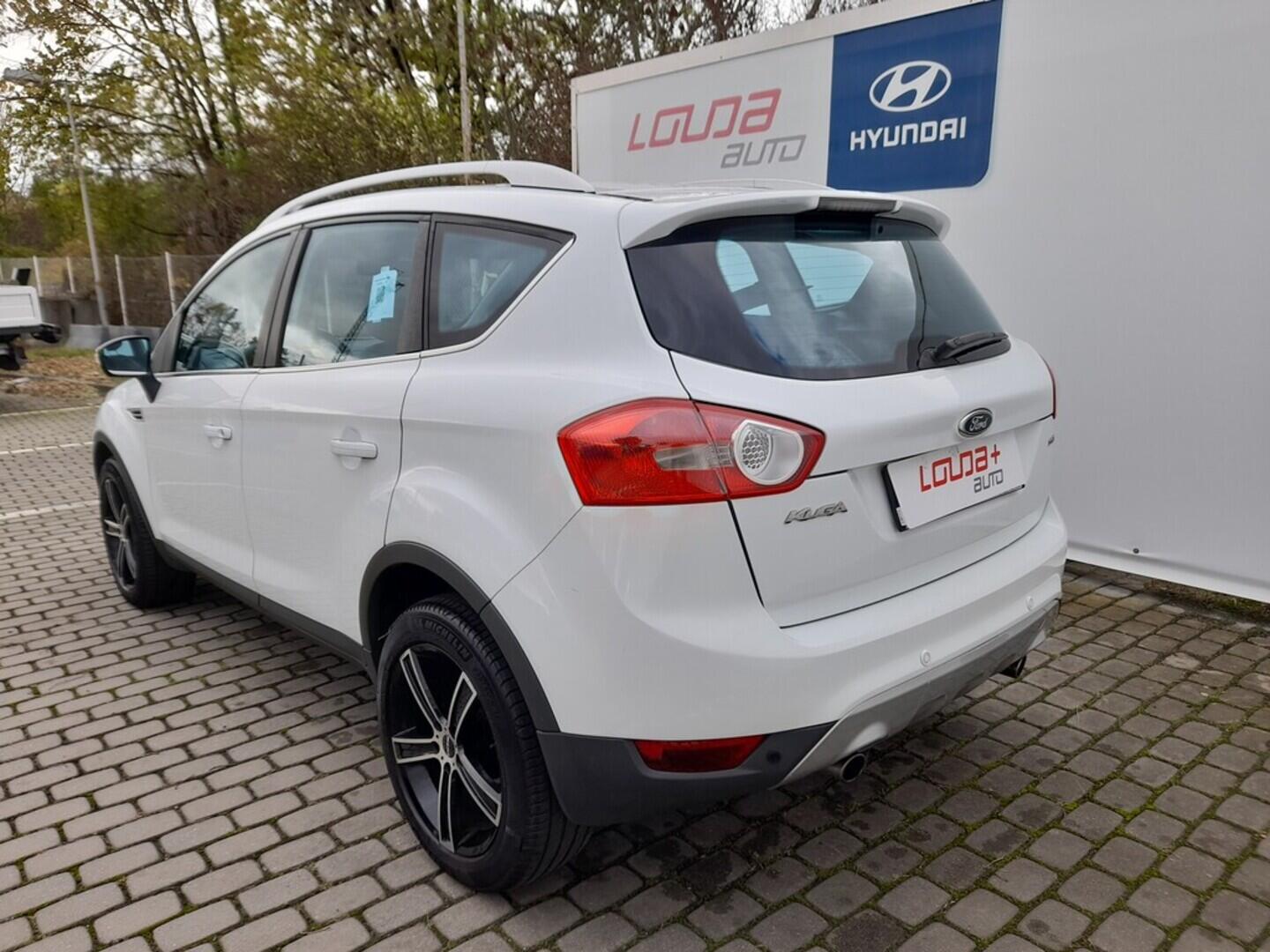 OB199V00645_15.webp_KUGA  2.5  147 kW automat