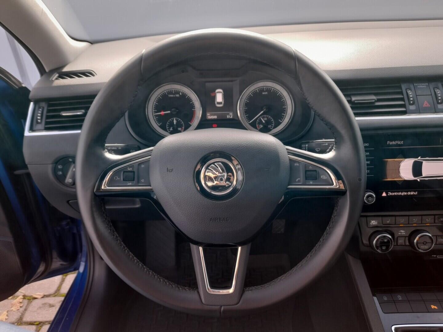 OB199V00647_23.webp_OCTAVIA Style 2.0 TDI 110 kW manuál