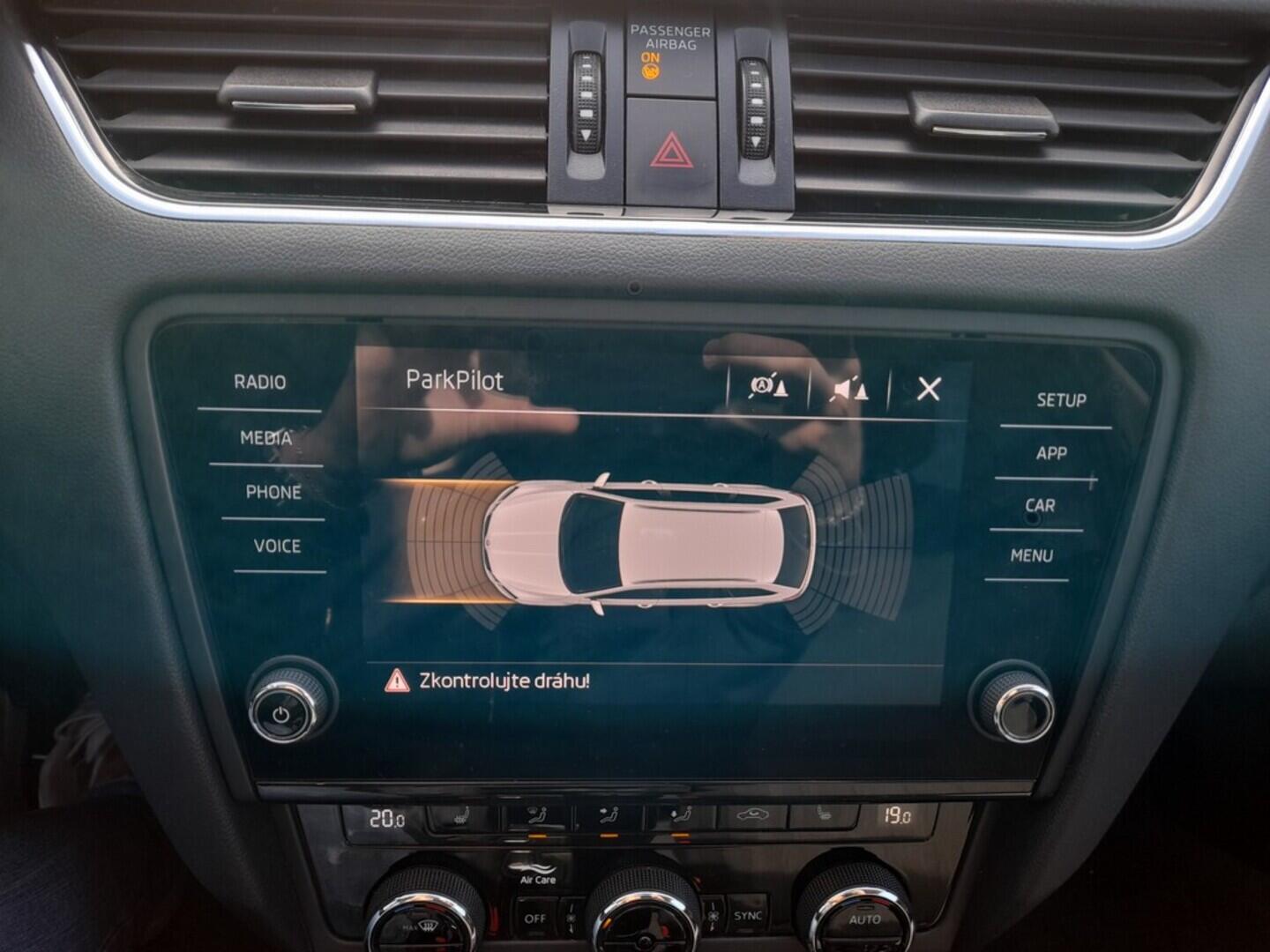 OB199V00647_25.webp_OCTAVIA Style 2.0 TDI 110 kW manuál