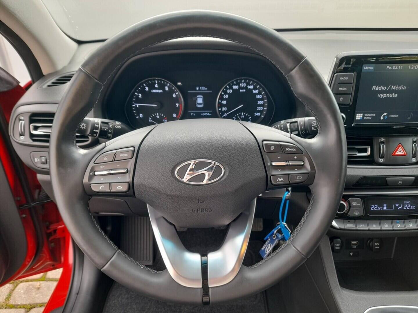 OB199V00648_23.webp_I30 Family Smart 1.0  88 kW manuál