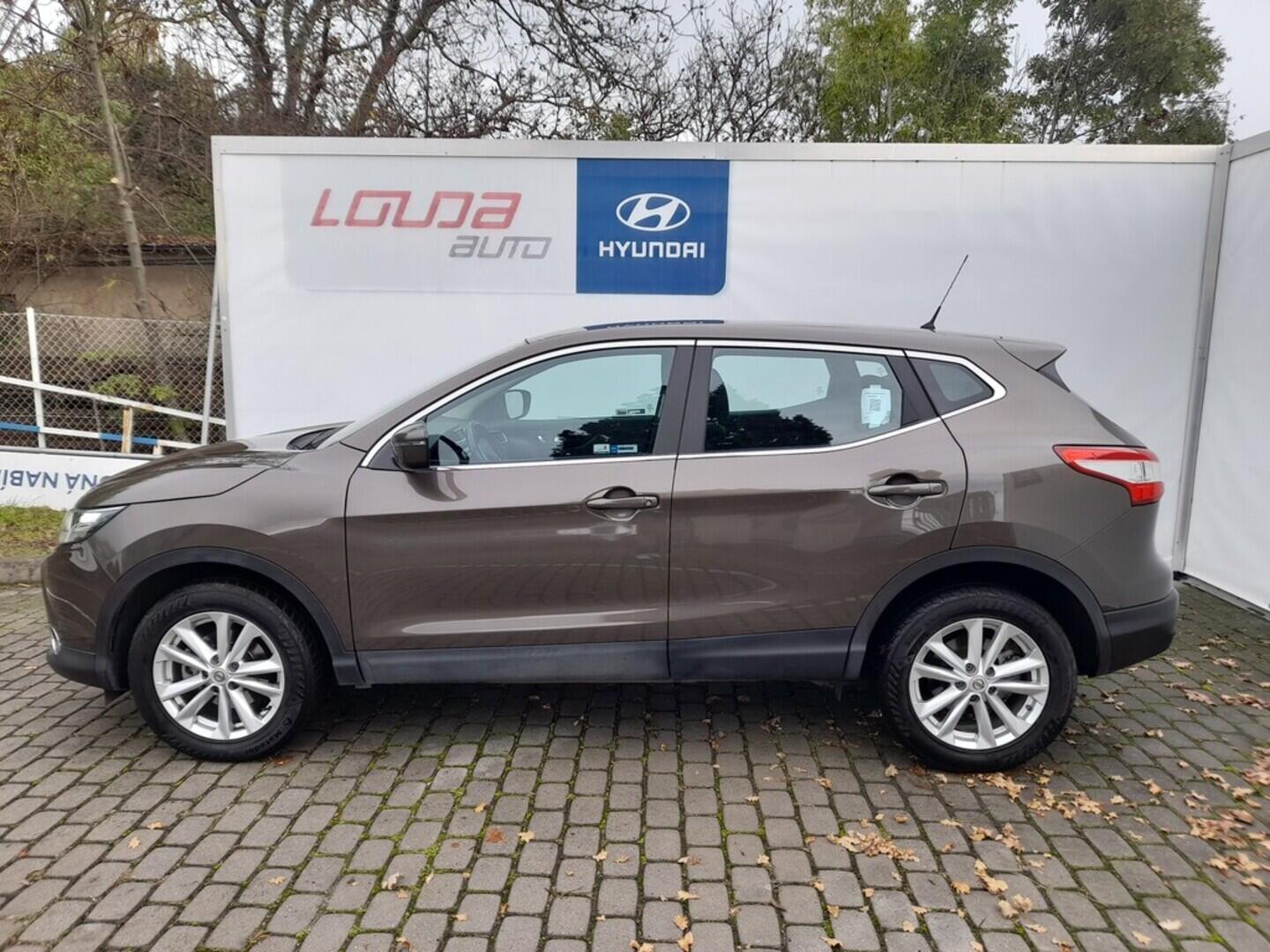 OB199V00649_12.webp_QASHQAI  1.6  120 kW manuál