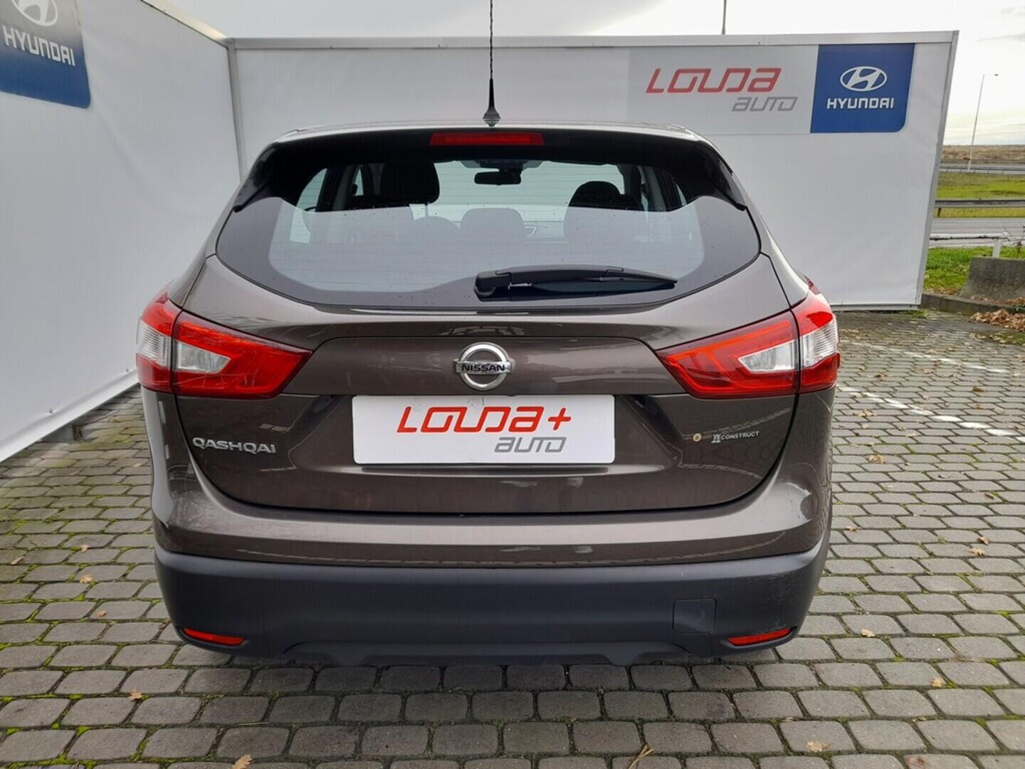 OB199V00649_17.webp_QASHQAI  1.6  120 kW manuál