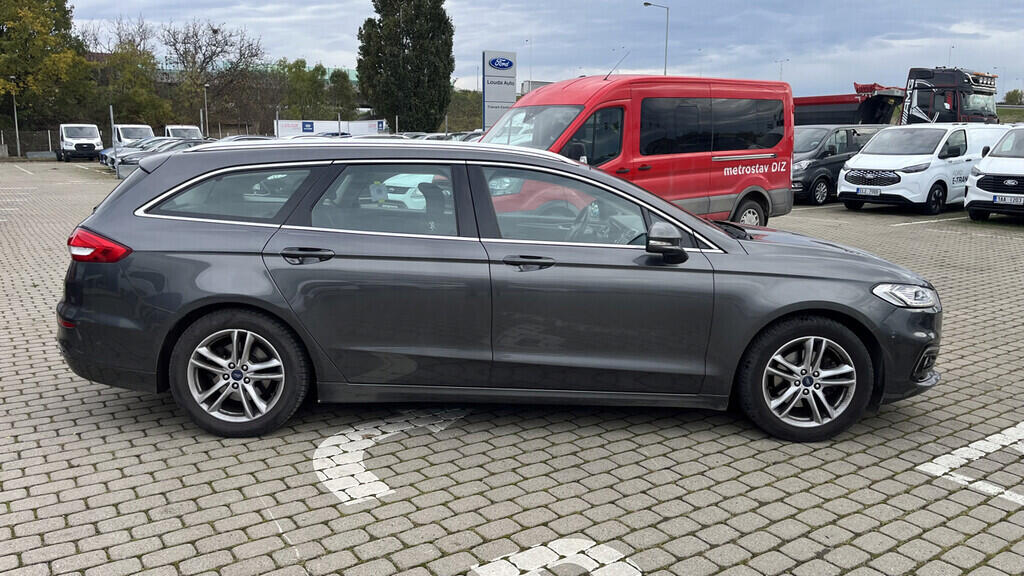 OB199V00657_12.webp_MONDEO  1.5  121 kW automat, DPH