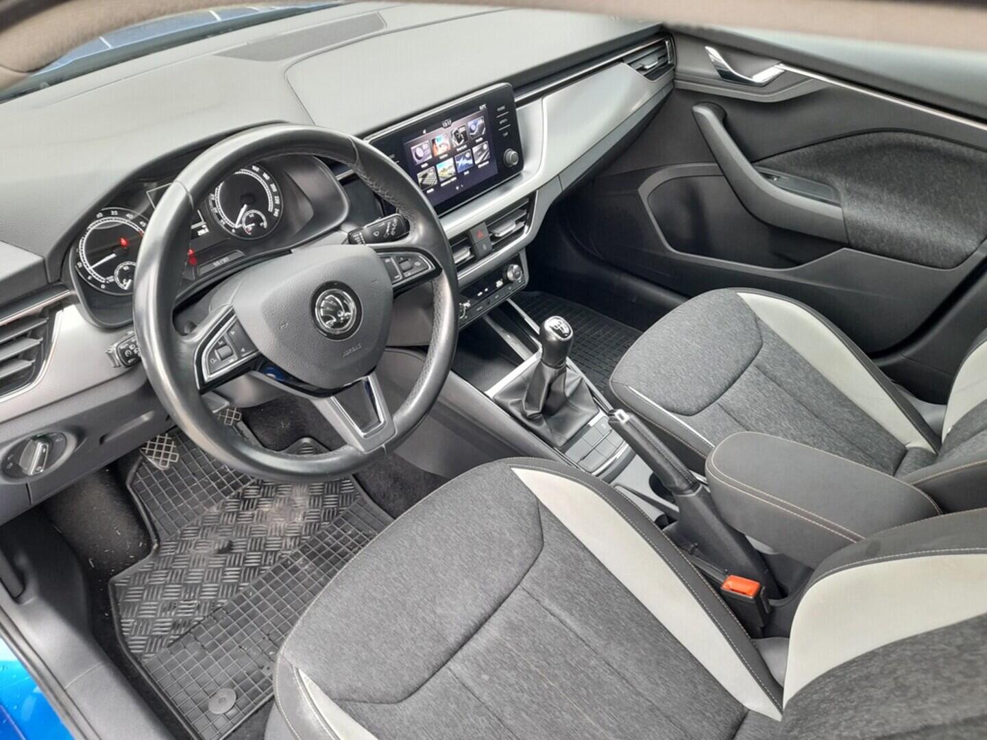 OB199V00658_19.webp_SCALA Style 1.6 TDI 85 kW manuál