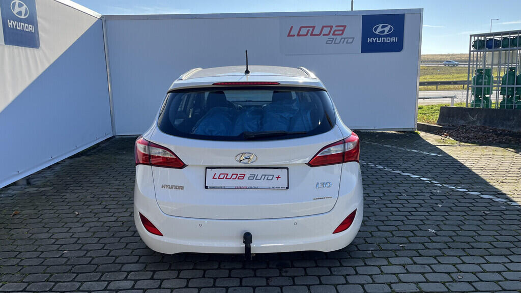 OB199V00659_17.webp_I30  1.6  88 kW manuál