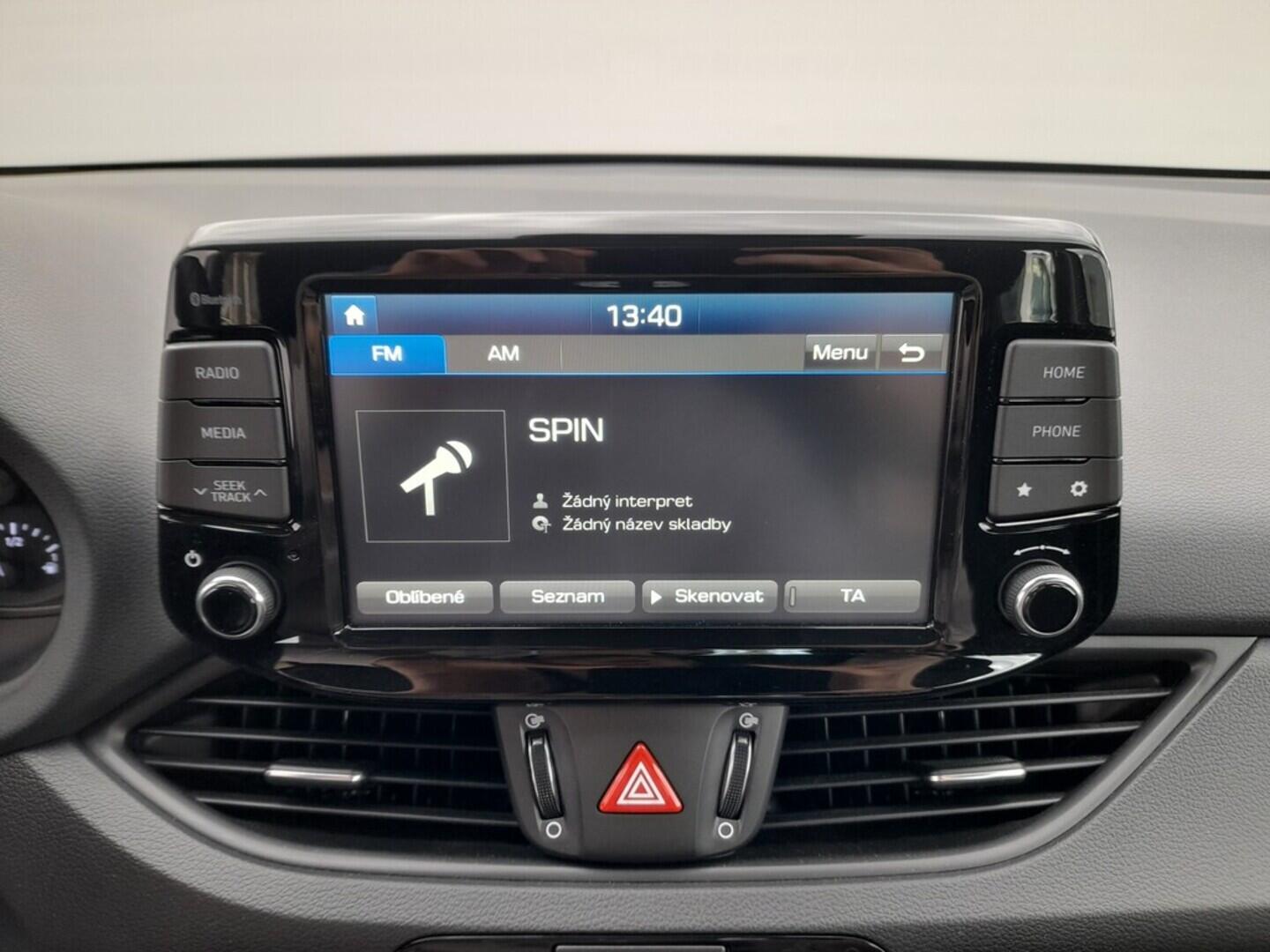 OB199V00661_25.webp_I30 FASTBACK Comfort 1.0  88 kW manuál