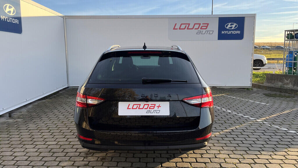 OB199V00662_17.webp_SUPERB Style 1.5 TSI 110 kW automat