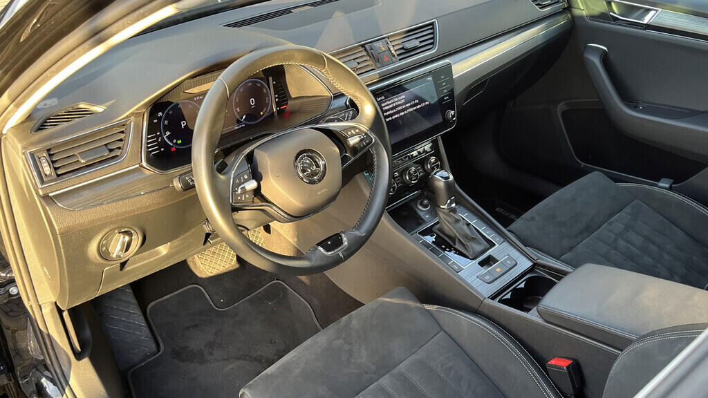 OB199V00662_19.webp_SUPERB Style 1.5 TSI 110 kW automat