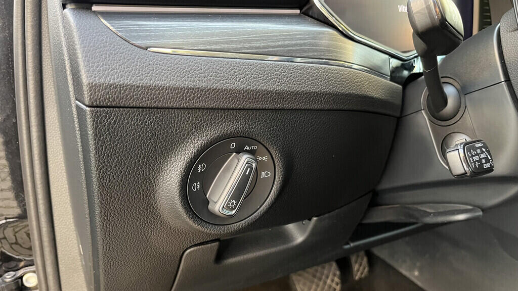 OB199V00662_22.webp_SUPERB Style 1.5 TSI 110 kW automat