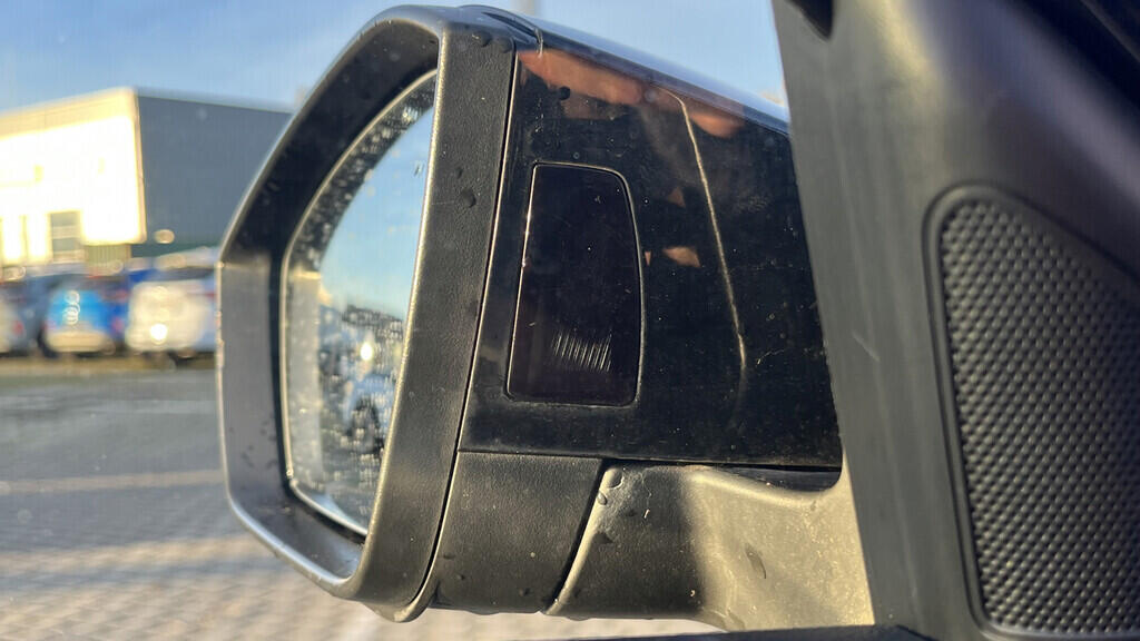 OB199V00662_34.webp_SUPERB Style 1.5 TSI 110 kW automat