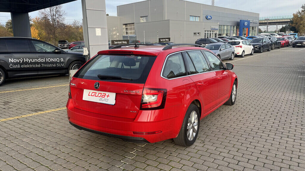 OB199V00663_11.webp_OCTAVIA Style 2.0 TDI 135 kW automat, DPH