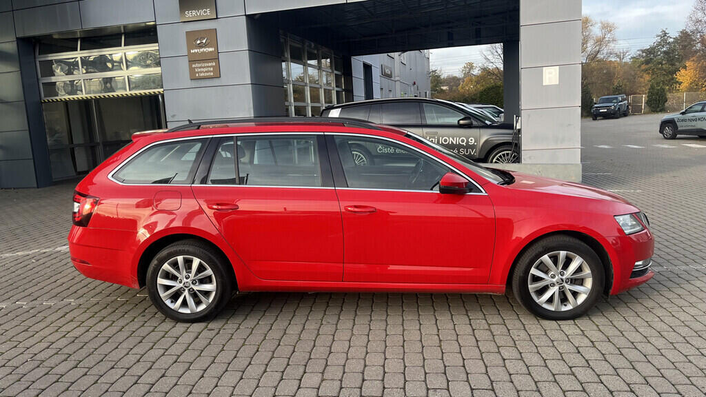 OB199V00663_12.webp_OCTAVIA Style 2.0 TDI 135 kW automat, DPH