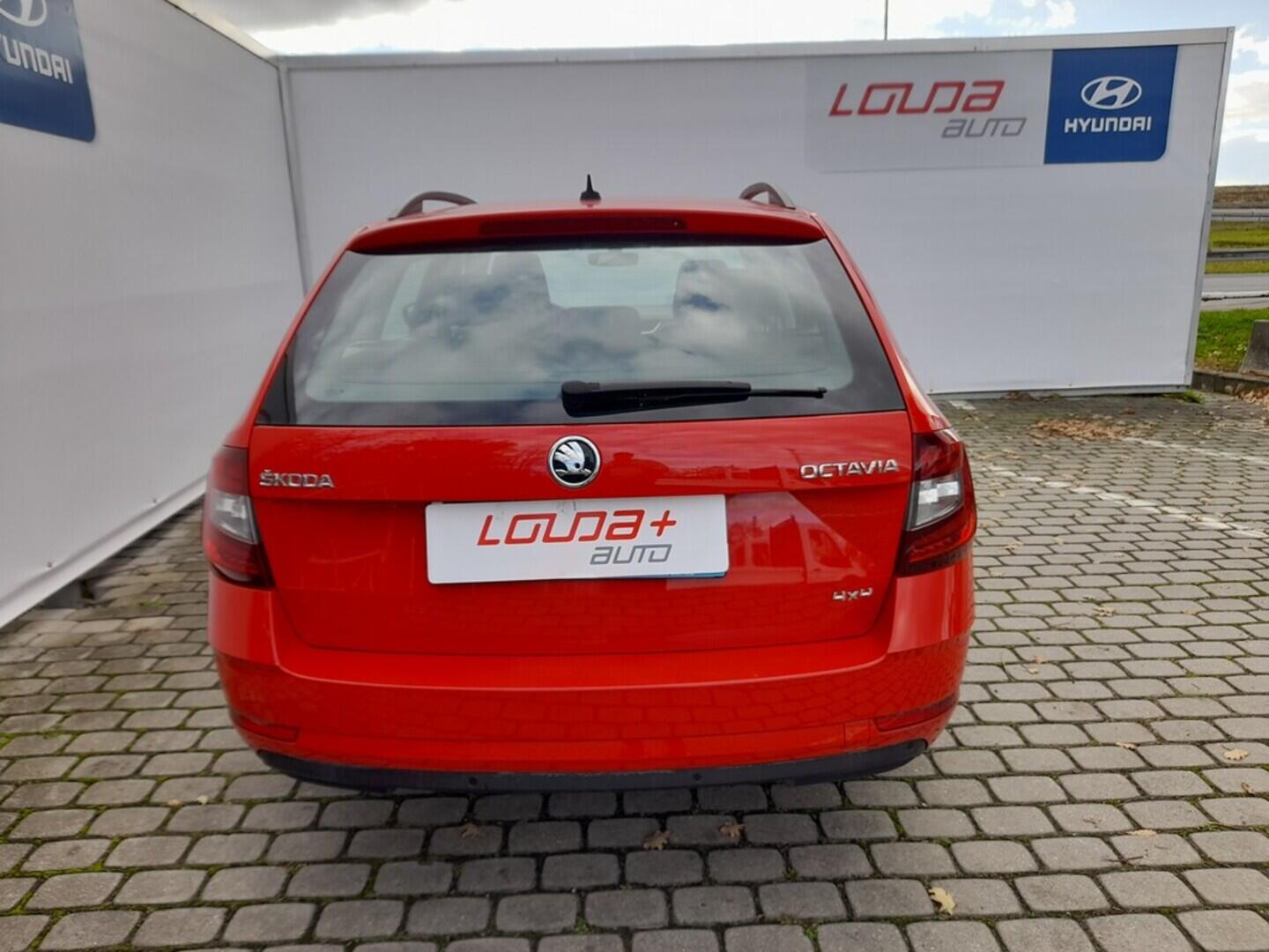 OB199V00663_17.webp_OCTAVIA Style 2.0 TDI 135 kW automat, DPH