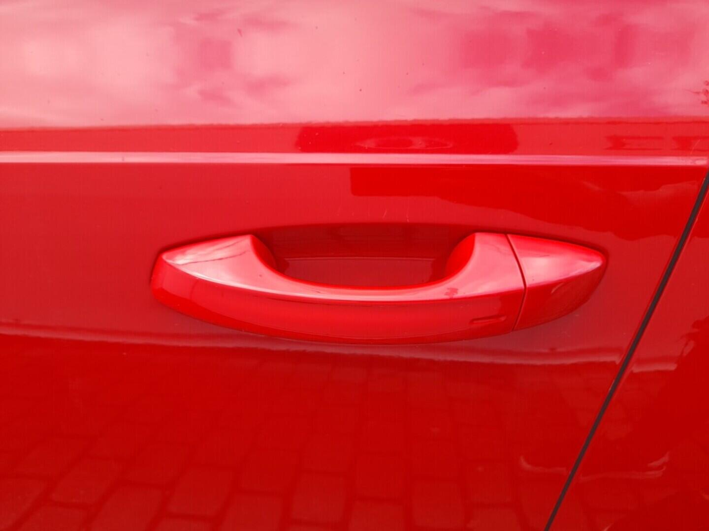 OB199V00663_33.webp_OCTAVIA Style 2.0 TDI 135 kW automat, DPH