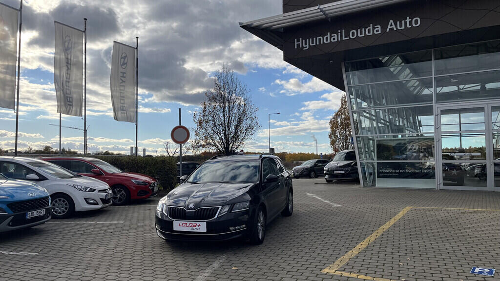 OB199V00665_10.webp_OCTAVIA Style Plus 2.0 TDI 110 kW automat, DPH