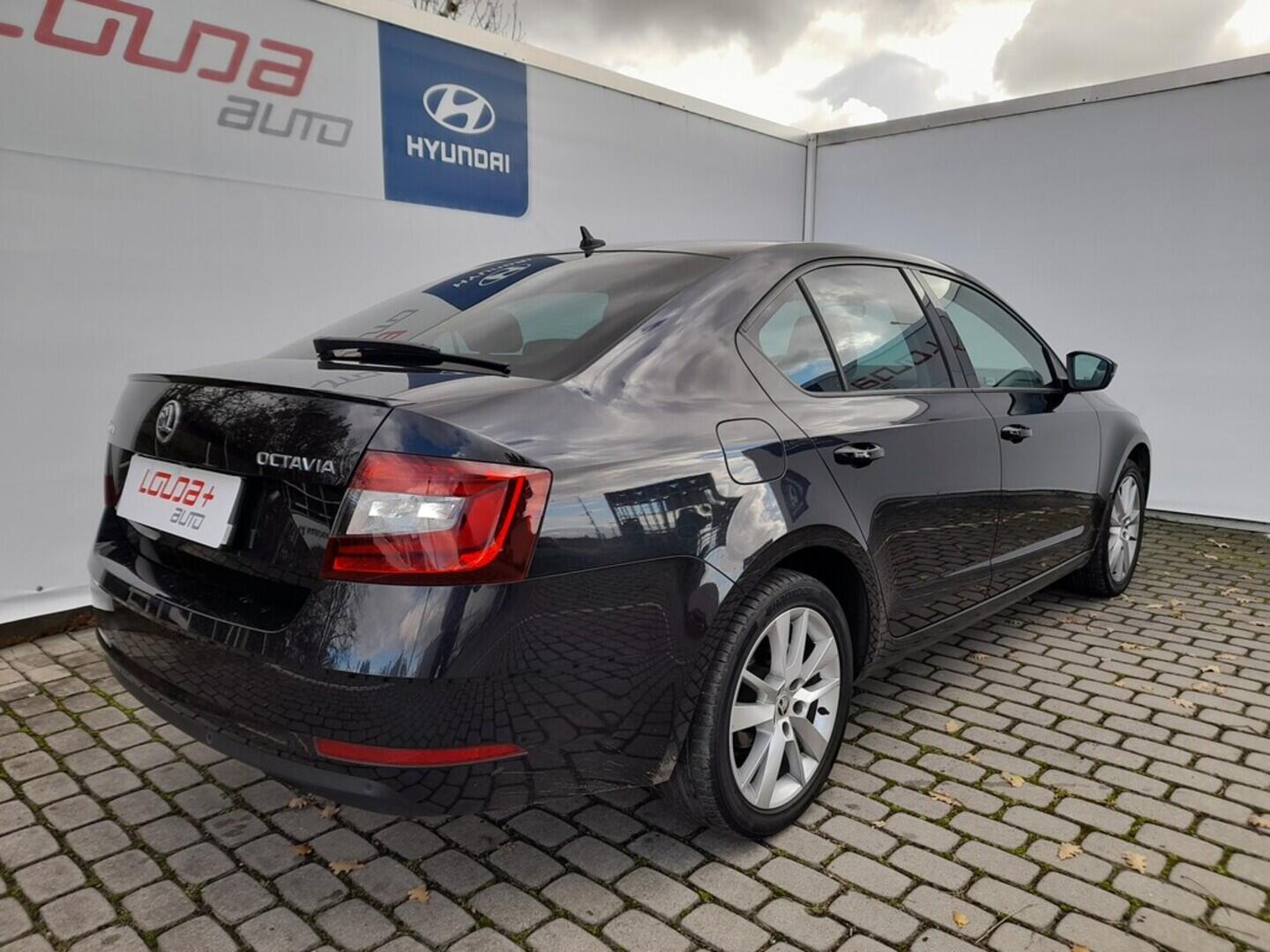 OB199V00666_11.webp_OCTAVIA Style Plus 1.5 TSI 110 kW manuál