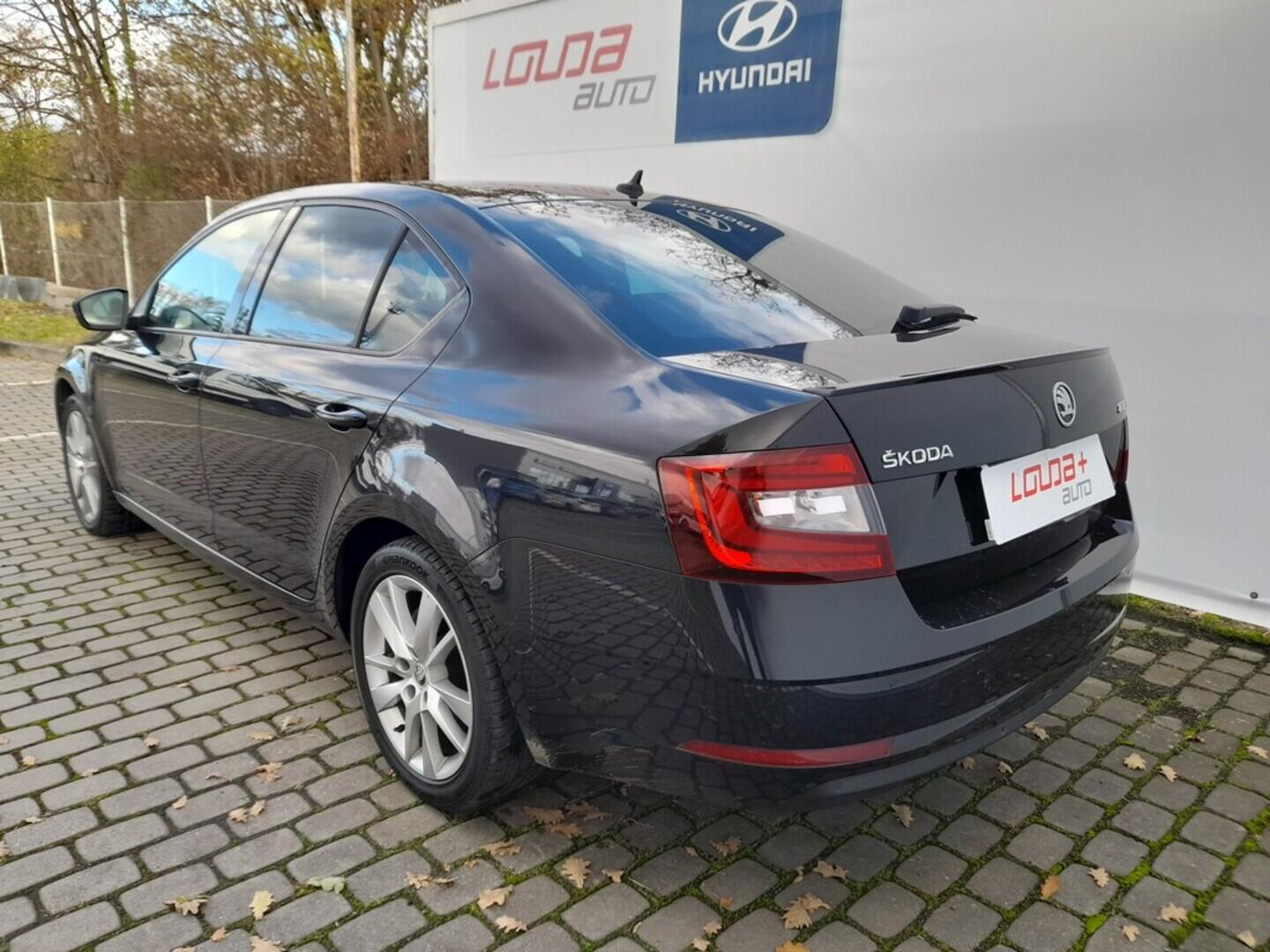 OB199V00666_15.webp_OCTAVIA Style Plus 1.5 TSI 110 kW manuál