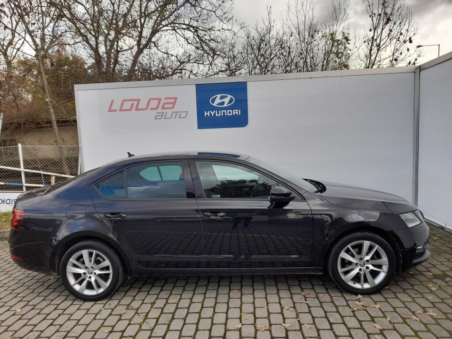 OB199V00666_16.webp_OCTAVIA Style Plus 1.5 TSI 110 kW manuál