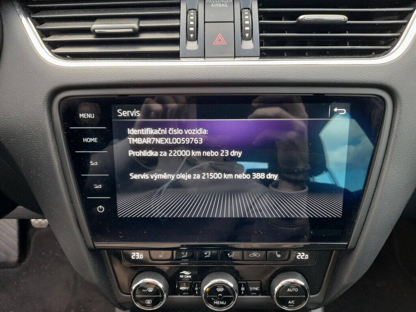 OB199V00666_25.webp_OCTAVIA Style Plus 1.5 TSI 110 kW manuál