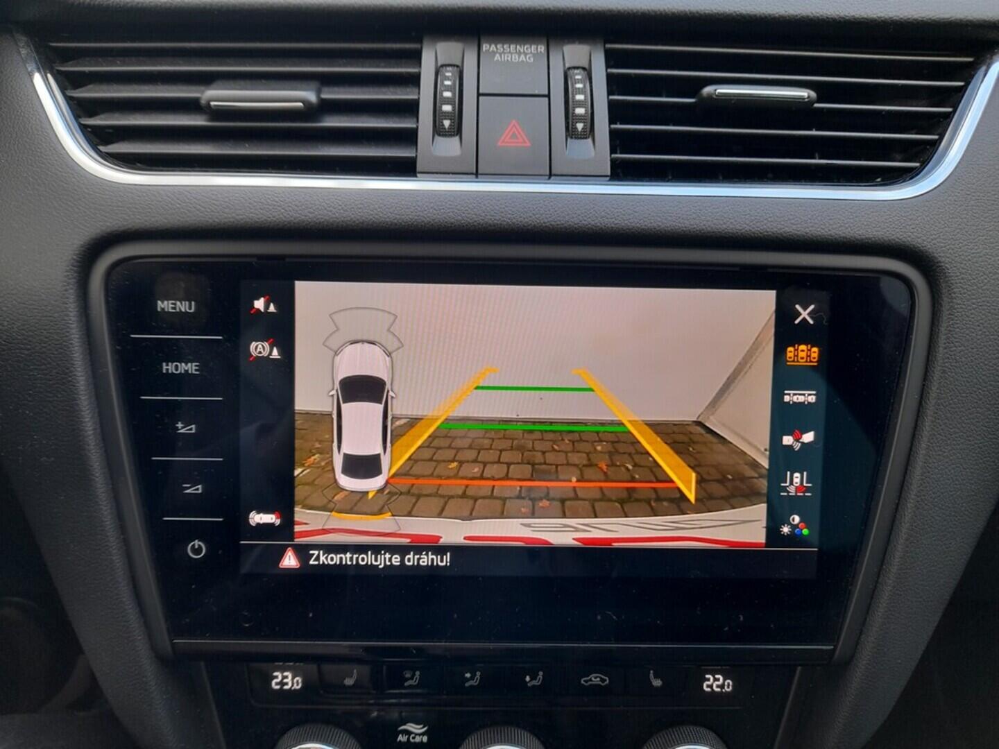 OB199V00666_27.webp_OCTAVIA Style Plus 1.5 TSI 110 kW manuál