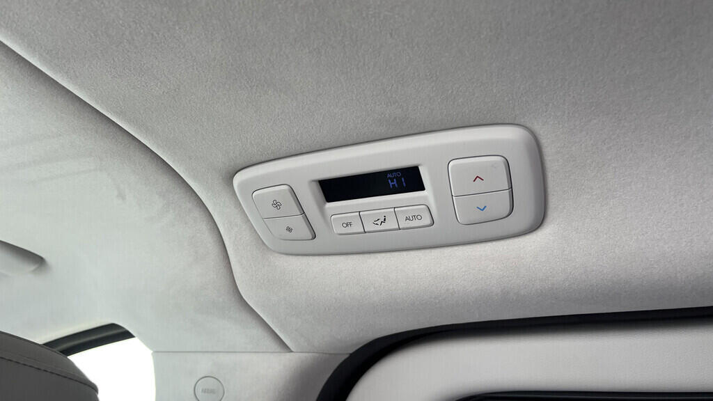 OB199V00668_38.webp_STARIA Luxury 2.2 CRDi 130 kW automat, DPH