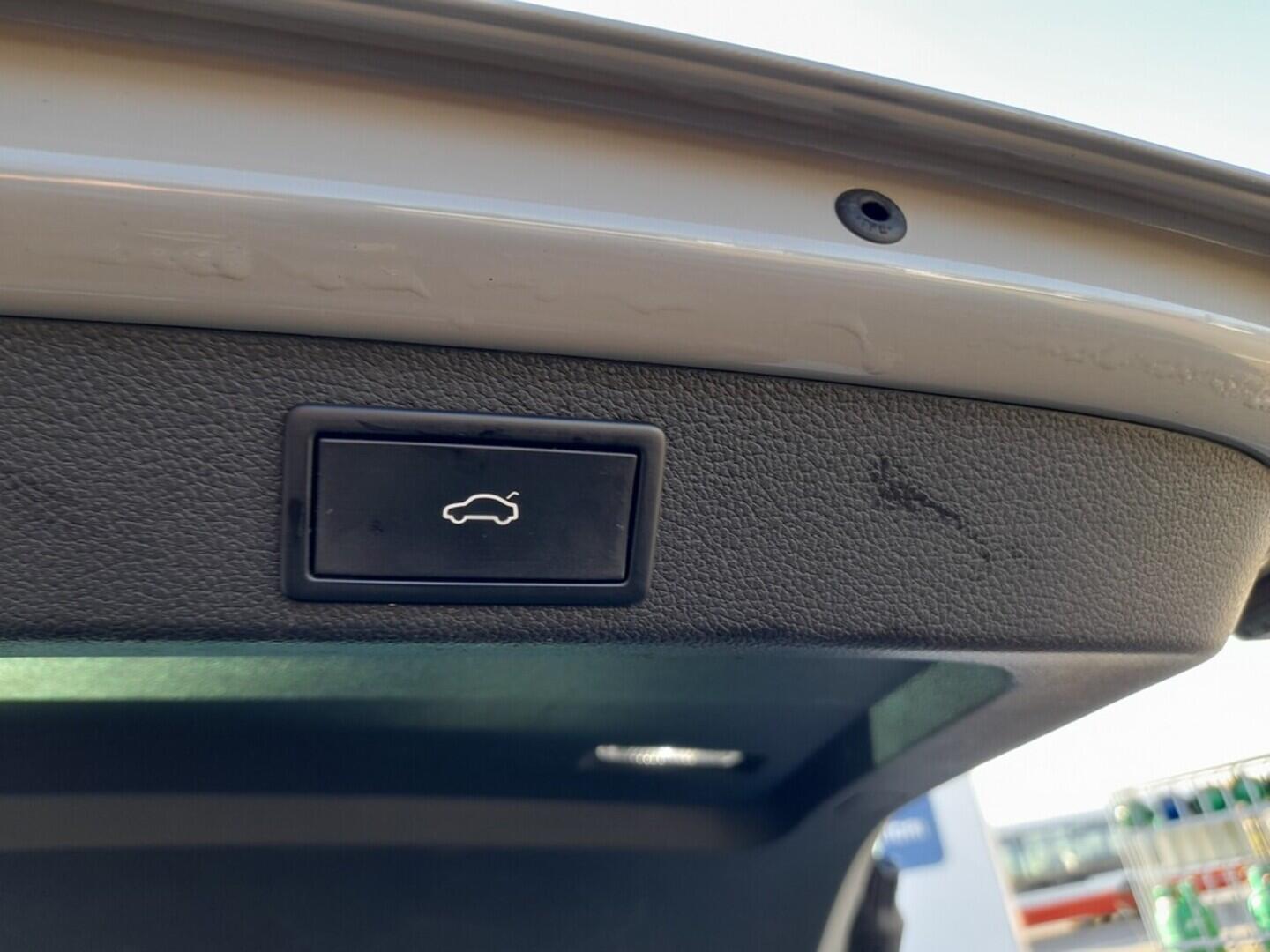 OB199V00669_34.webp_SUPERB Scout 2.0 TDI 147 kW automat, DPH