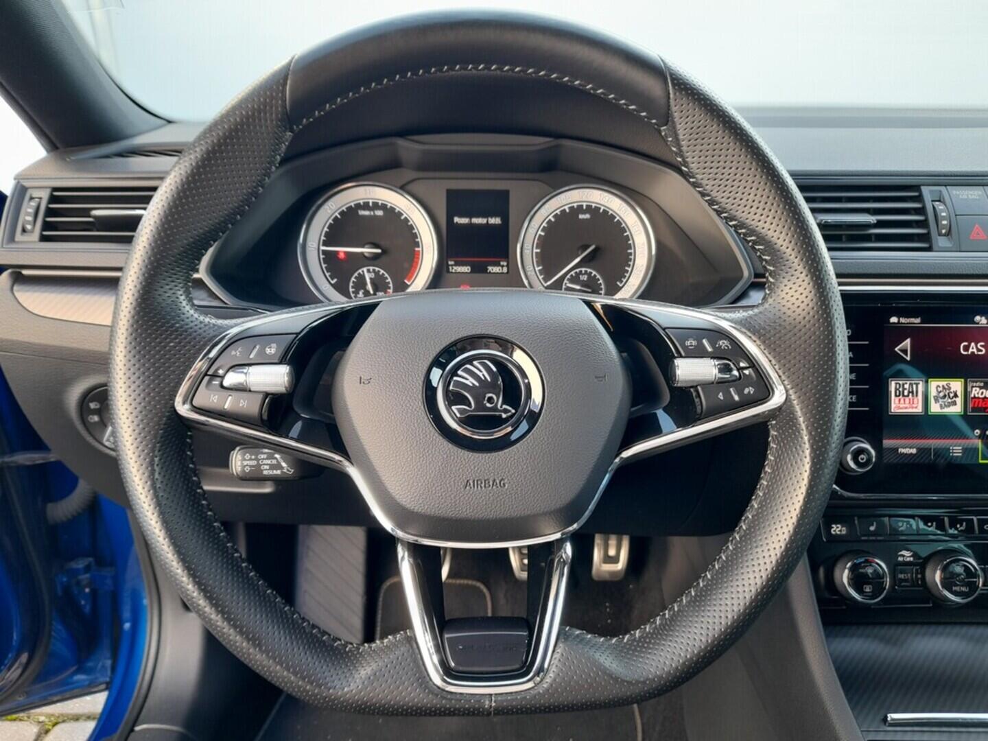 OB199V00670_23.webp_SUPERB SportLine 2.0 TDI 110 kW manuál, DPH