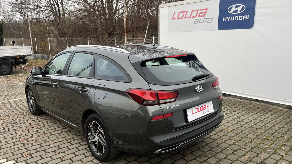 OB199V00671_15.webp_I30 Comfort 1.0  88 kW manuál