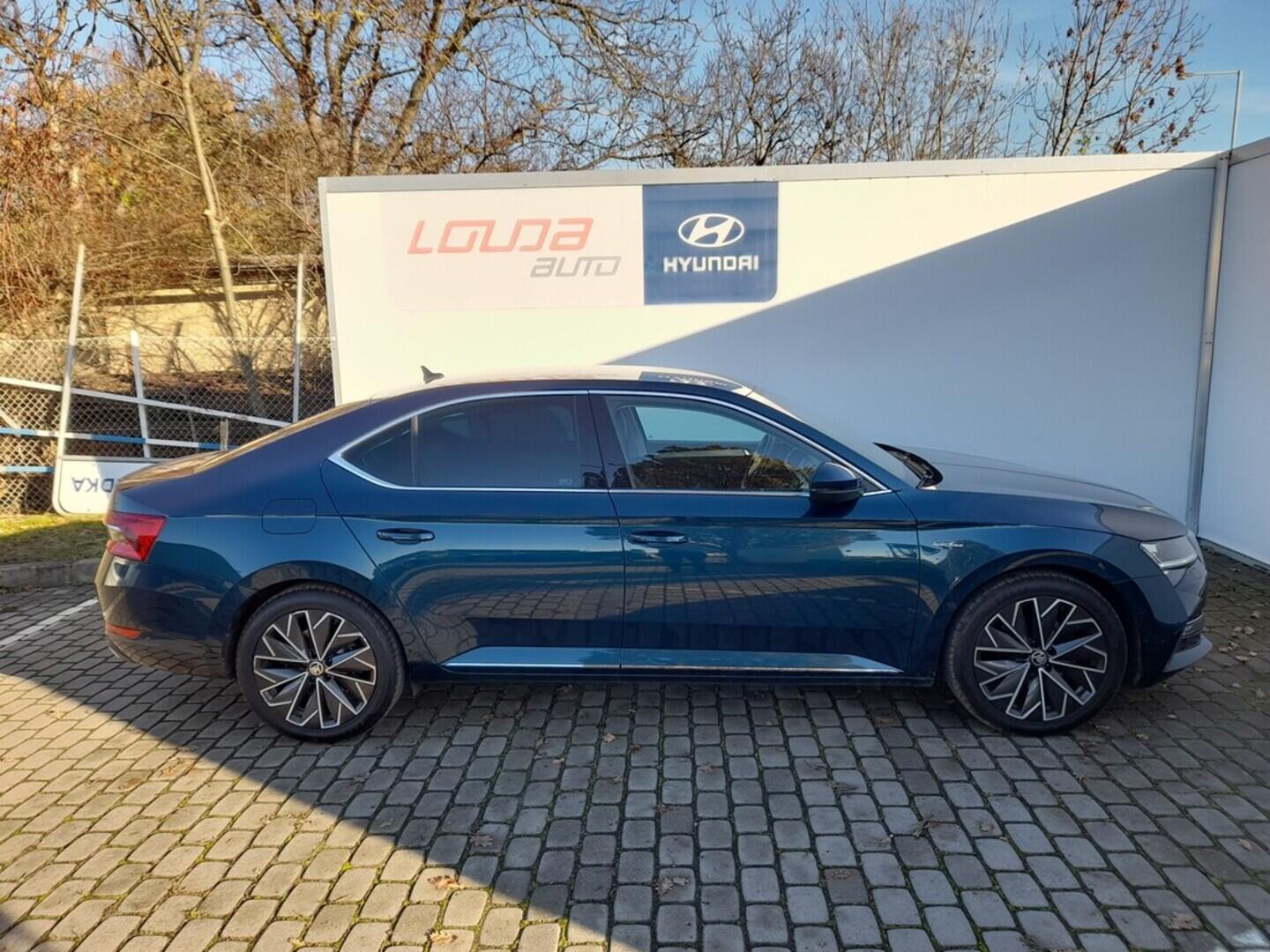 OB199V00672_16.webp_SUPERB L&K 1.5 TSI 110 kW manuál, DPH