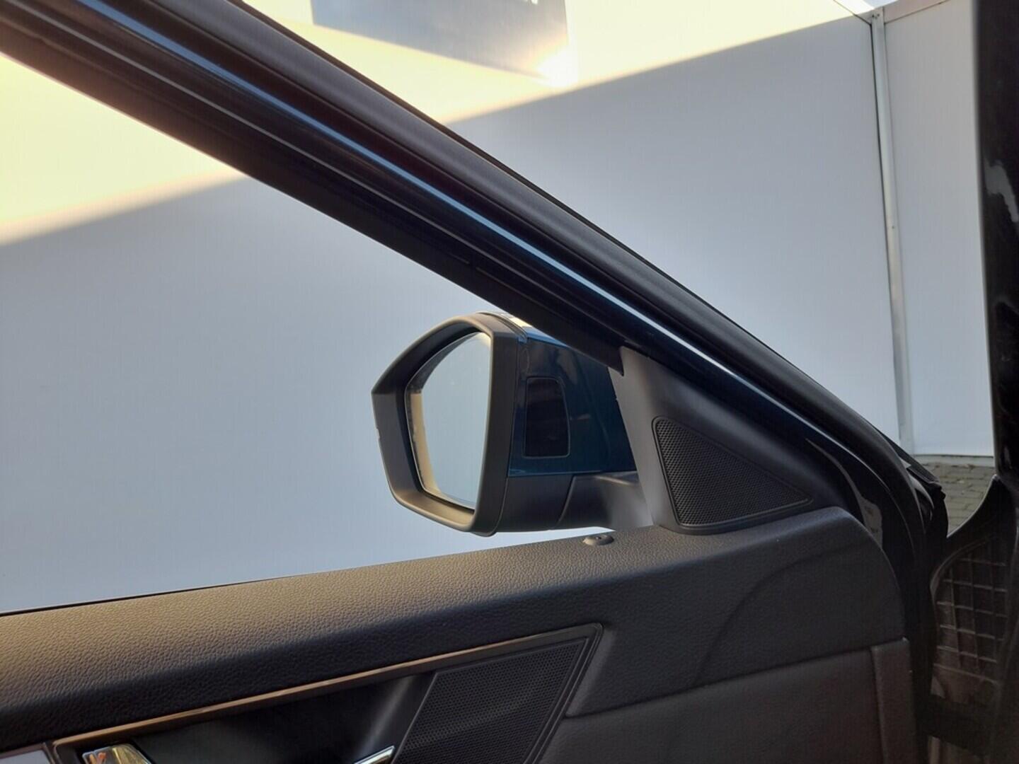 OB199V00672_36.webp_SUPERB L&K 1.5 TSI 110 kW manuál, DPH