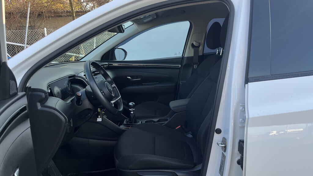 OB199V00673_20.webp_TUCSON Comfort 1.6  110 kW manuál