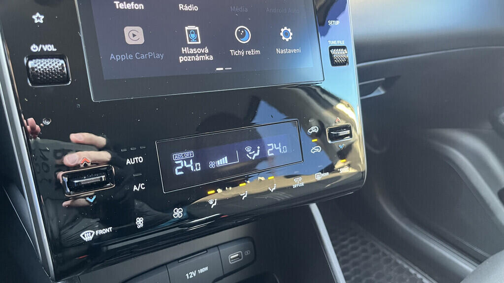 OB199V00673_27.webp_TUCSON Comfort 1.6  110 kW manuál