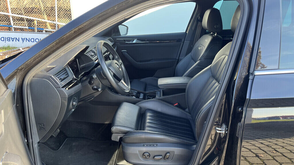 OB199V00674_20.webp_SUPERB L&K 2.0 TDI 140 kW automat, DPH