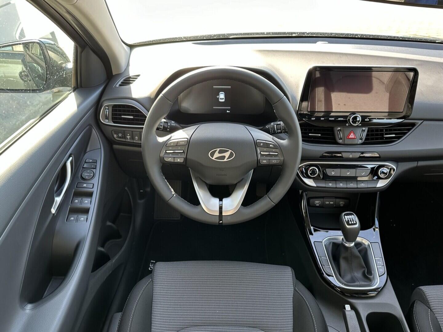 OB199V00676_18.webp_I30  1.0  74 kW manuál, DPH