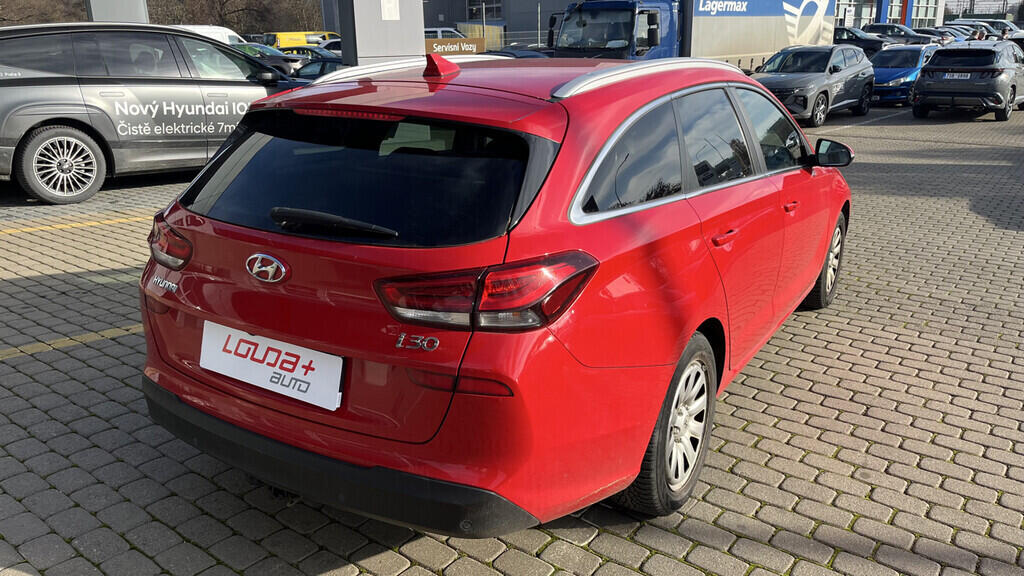 OB199V00678_11.webp_I30 All Inclusive 1.4  103 kW manuál