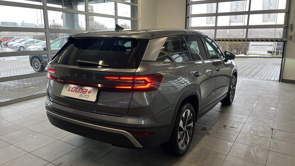 OB199V00679_11.webp_KODIAQ Selection 2.0 TDI 142 kW automat, DPH