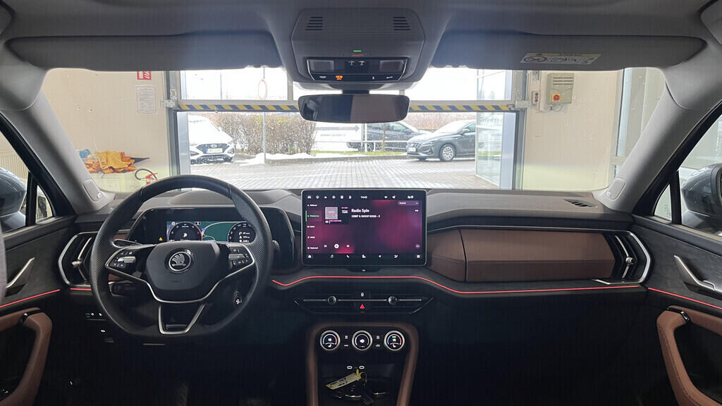 OB199V00679_18.webp_KODIAQ Selection 2.0 TDI 142 kW automat, DPH