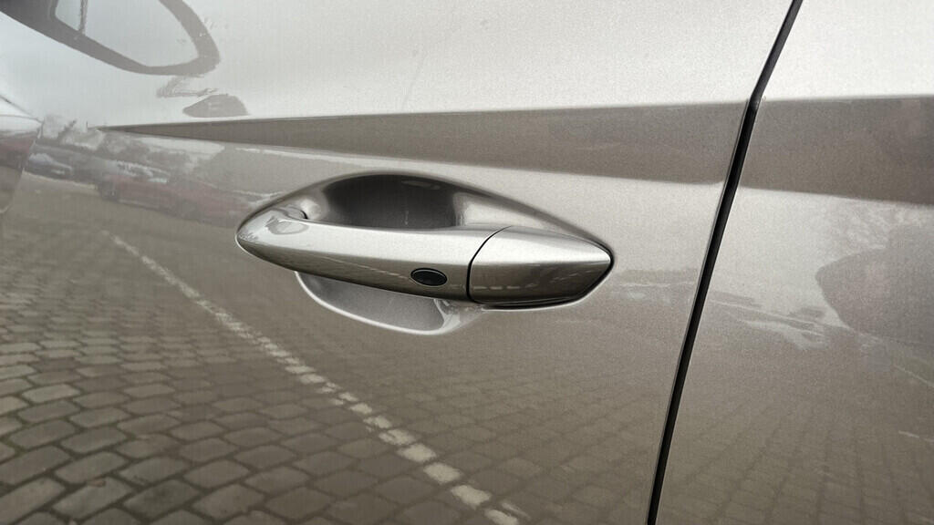 OB199V00680_32.webp_TUCSON Style 1.6 TDI 100 kW manuál