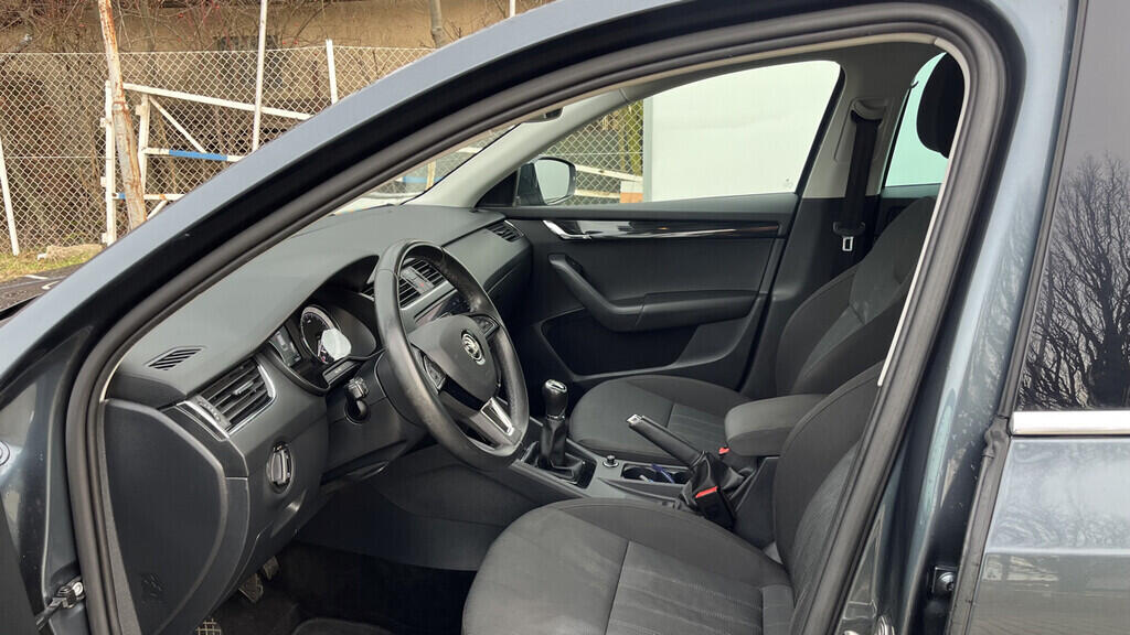 OB199V00682_20.webp_OCTAVIA Style 1.5 TSI 110 kW manuál