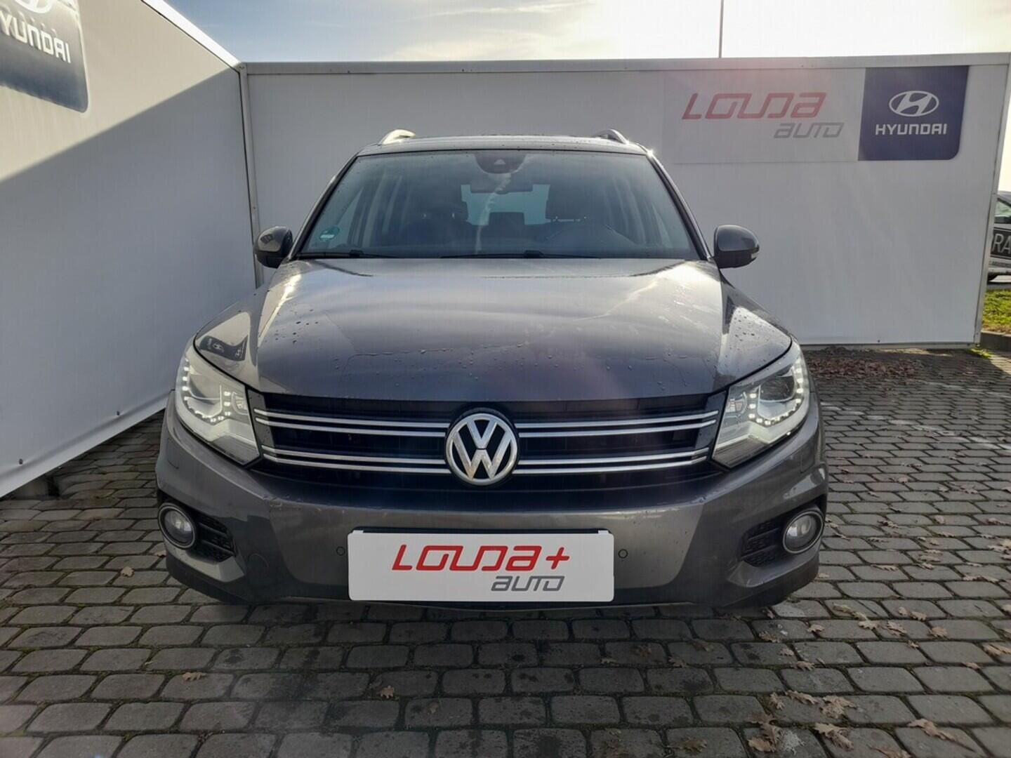 OB199V00683_13.webp_TIGUAN Highline 2.0 TDI 130 kW automat