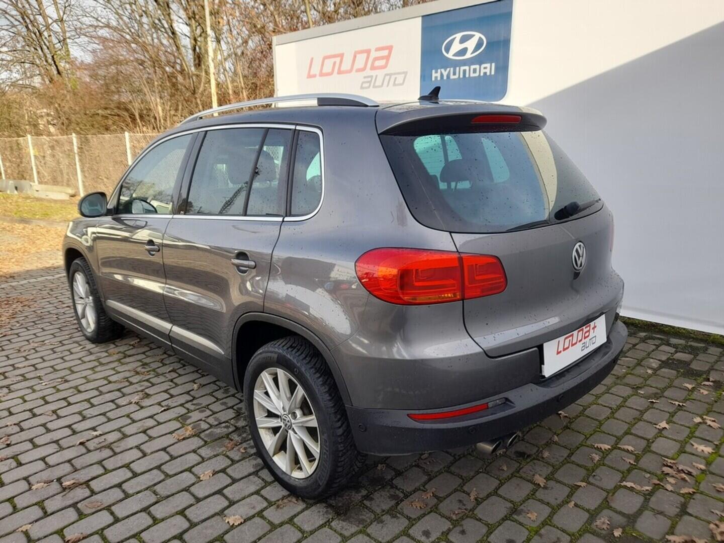 OB199V00683_15.webp_TIGUAN Highline 2.0 TDI 130 kW automat