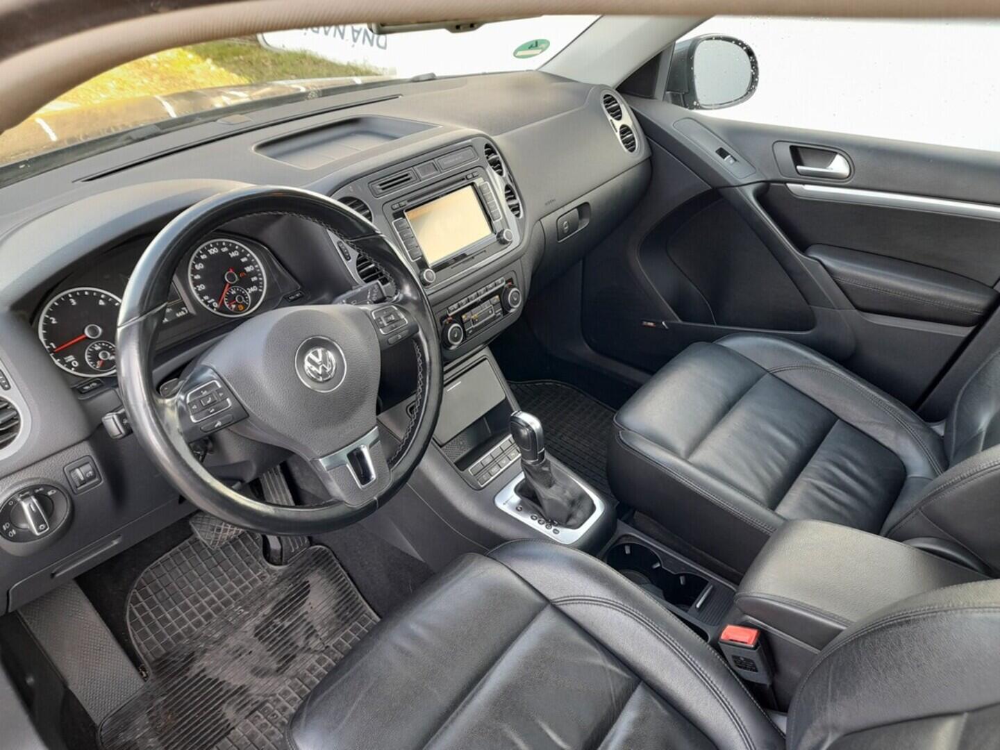 OB199V00683_19.webp_TIGUAN Highline 2.0 TDI 130 kW automat