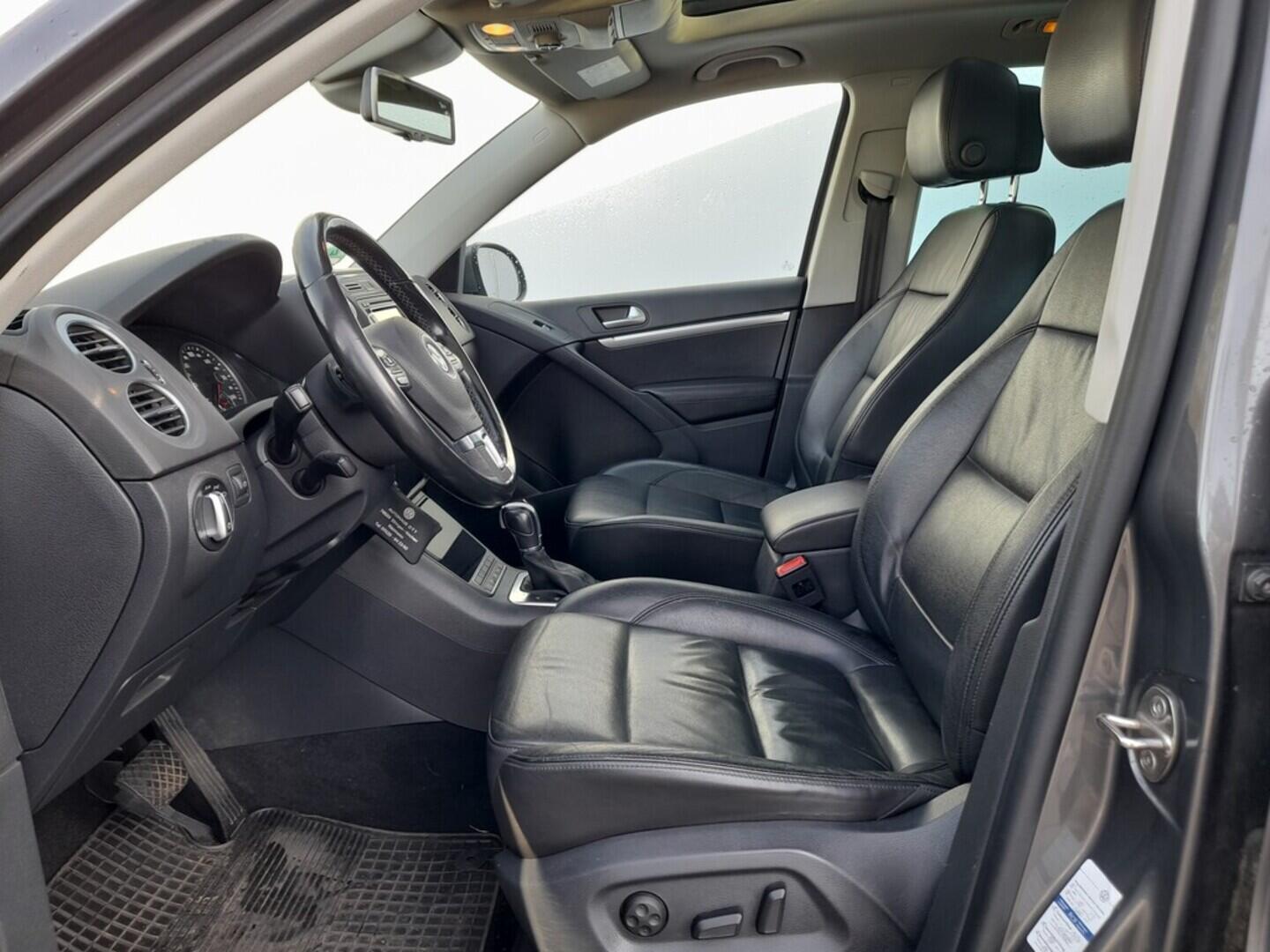 OB199V00683_20.webp_TIGUAN Highline 2.0 TDI 130 kW automat