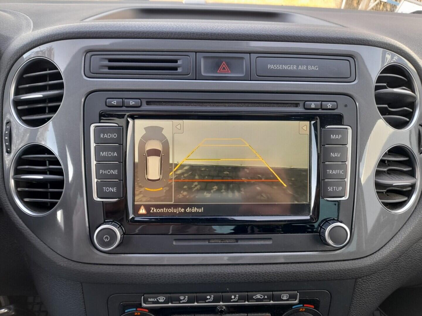 OB199V00683_27.webp_TIGUAN Highline 2.0 TDI 130 kW automat