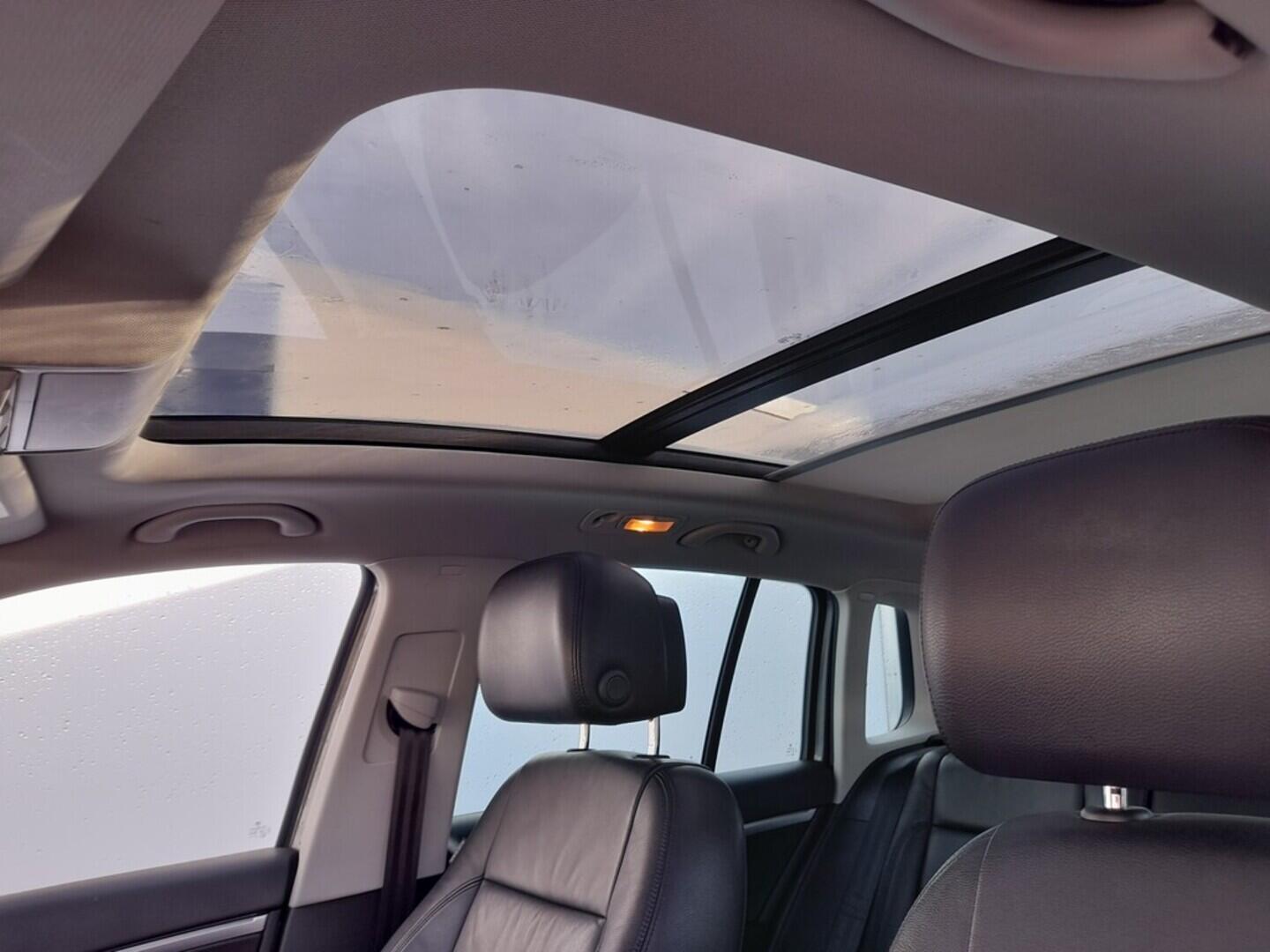 OB199V00683_41.webp_TIGUAN Highline 2.0 TDI 130 kW automat