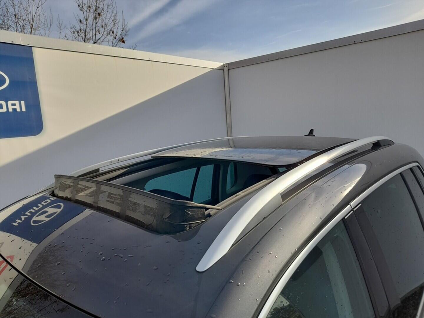 OB199V00683_43.webp_TIGUAN Highline 2.0 TDI 130 kW automat