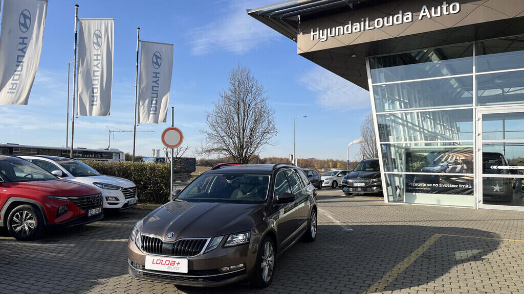OB199V00684_10.webp_OCTAVIA Style Plus 2.0 TDI 110 kW automat, DPH
