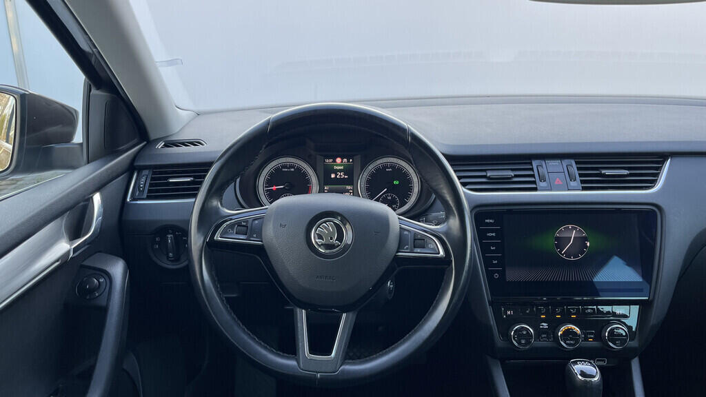 OB199V00684_23.webp_OCTAVIA Style Plus 2.0 TDI 110 kW automat, DPH